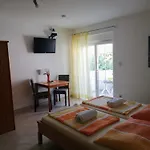 Maslina Apartman *