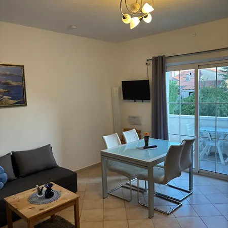 Maslina Apartamento *