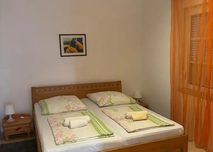 Maslina Apartamento *